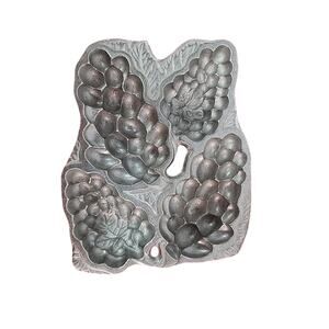 Wilton Armetale Pewter Grape Cluster Dish